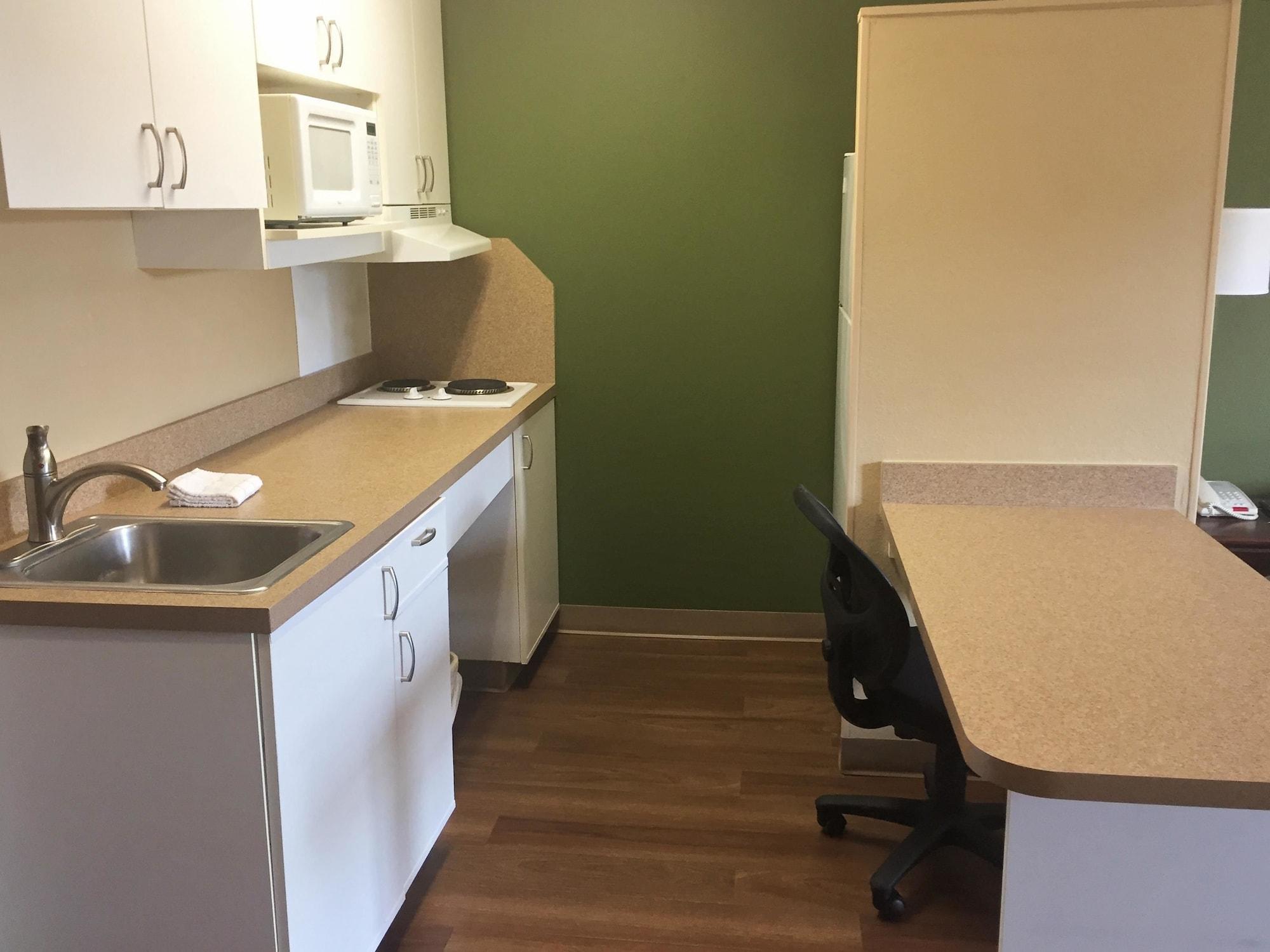 Extended Stay America Select Suites - Detroit - Novi - Haggerty Road Northville Екстериор снимка