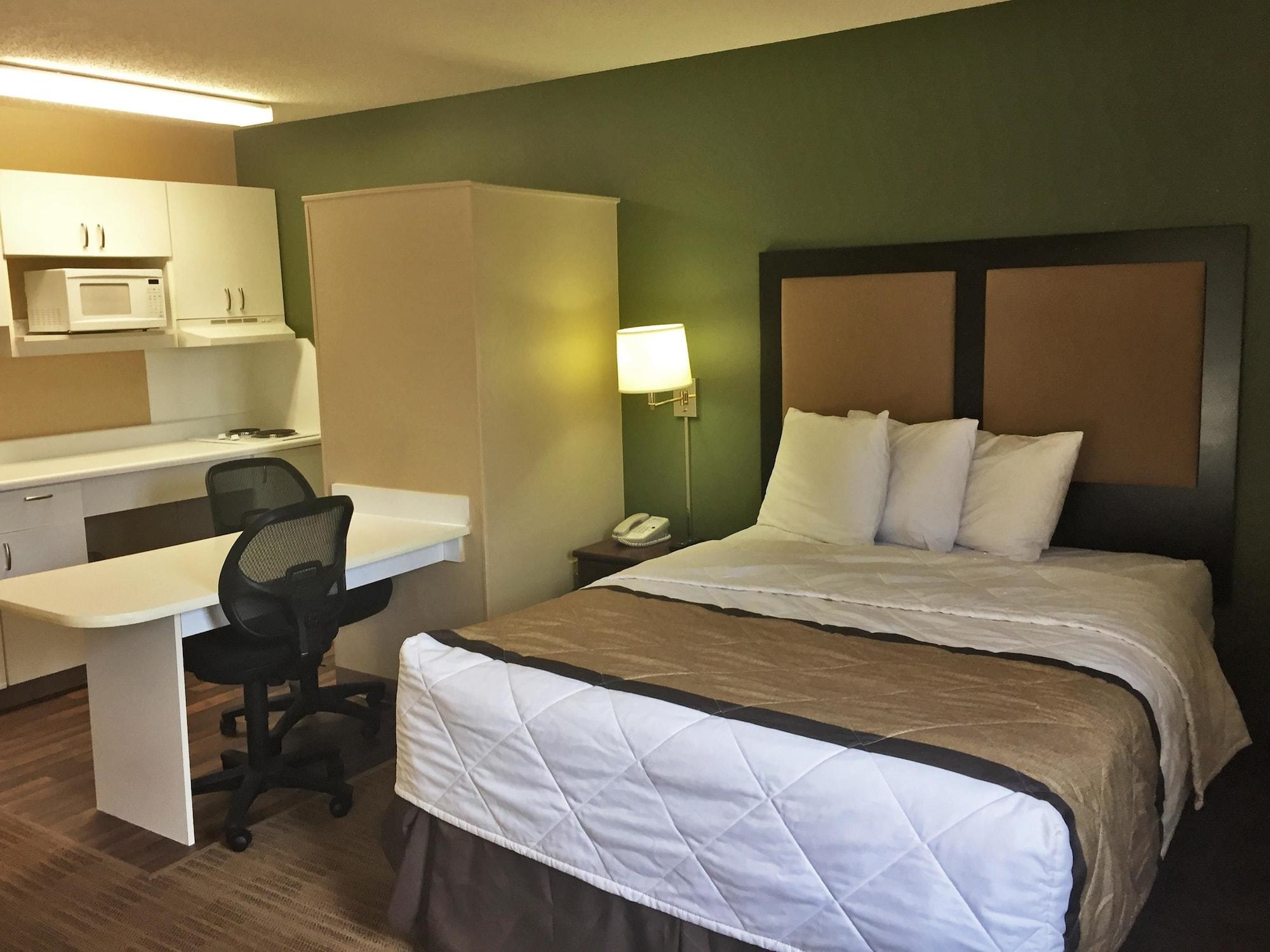 Extended Stay America Select Suites - Detroit - Novi - Haggerty Road Northville Екстериор снимка