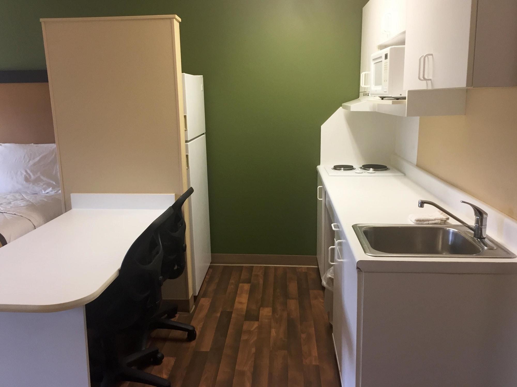 Extended Stay America Select Suites - Detroit - Novi - Haggerty Road Northville Екстериор снимка