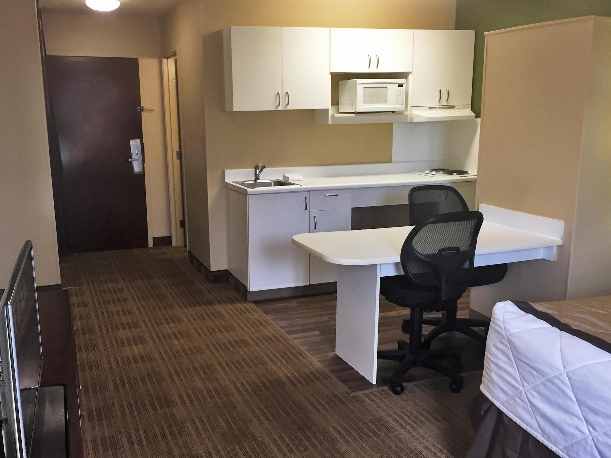 Extended Stay America Select Suites - Detroit - Novi - Haggerty Road Northville Екстериор снимка