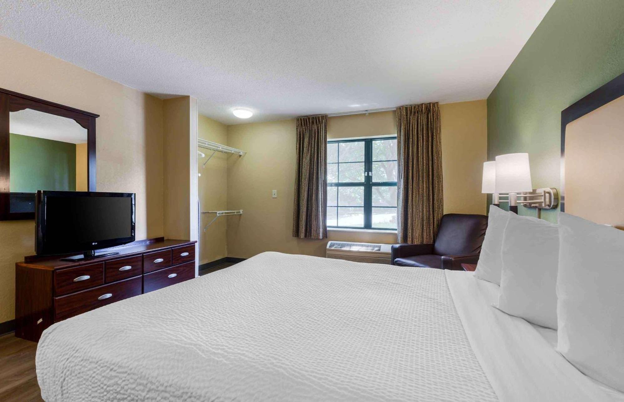 Extended Stay America Select Suites - Detroit - Novi - Haggerty Road Northville Екстериор снимка