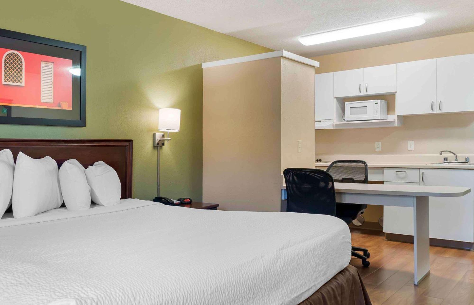 Extended Stay America Select Suites - Detroit - Novi - Haggerty Road Northville Екстериор снимка