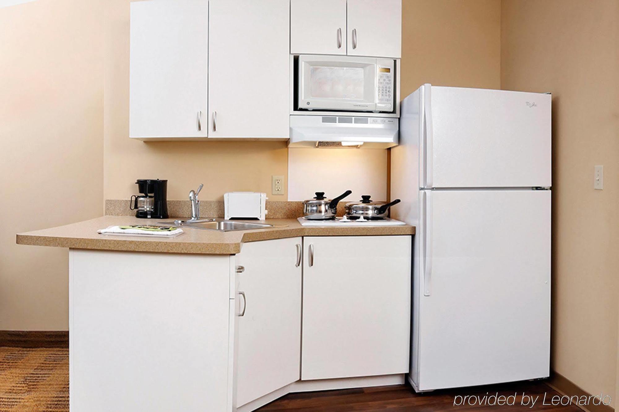 Extended Stay America Select Suites - Detroit - Novi - Haggerty Road Northville Екстериор снимка